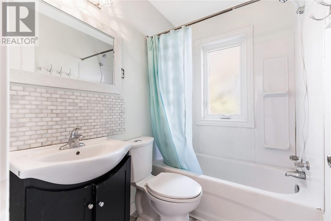 33 Pearl Street, Sudbury, Ontario  P3B 2N5 - Photo 14 - 2125719