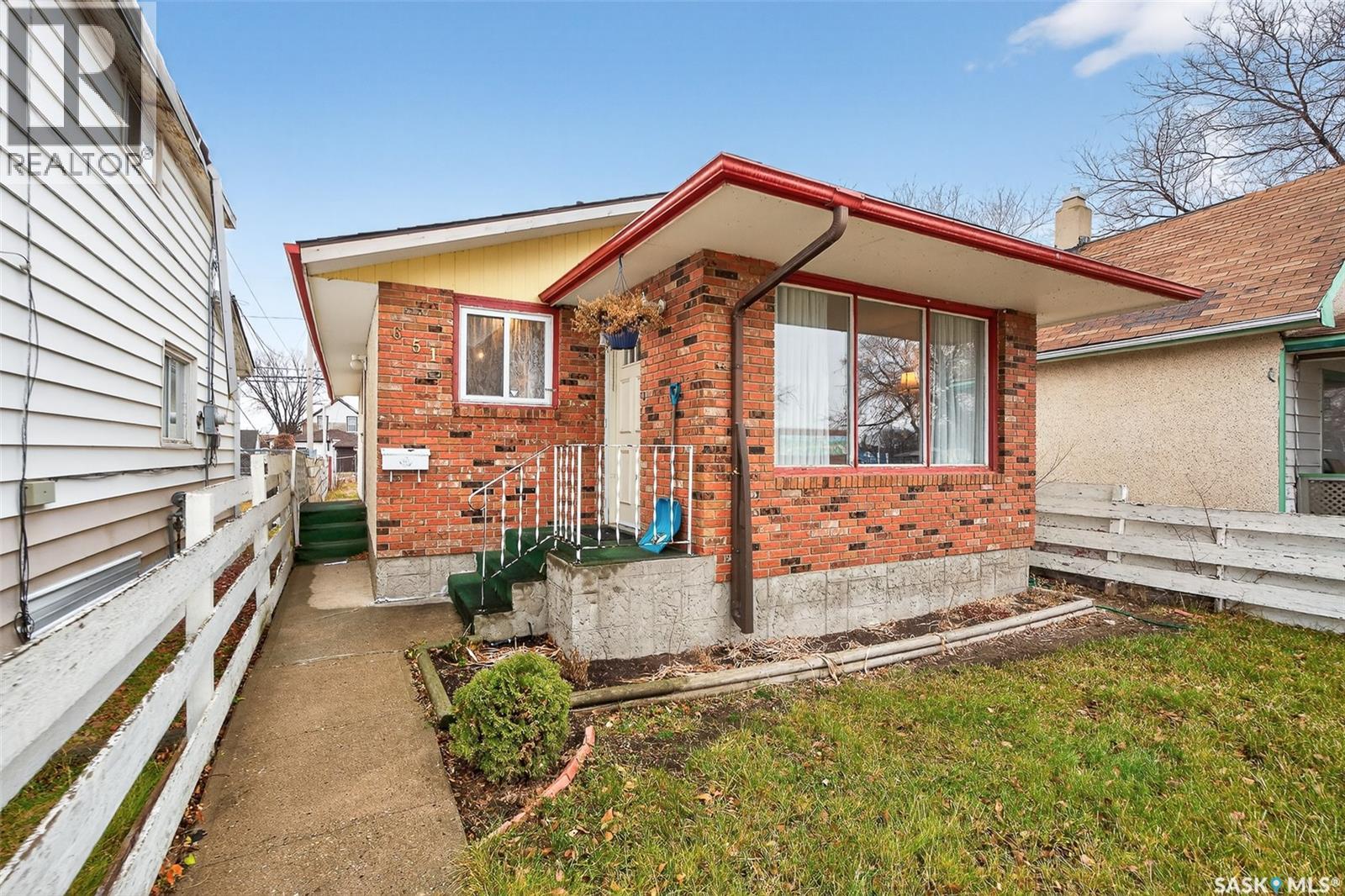 651 Stadacona Street E, Moose Jaw, Saskatchewan  S6H 0K1 - Photo 43 - SK024414