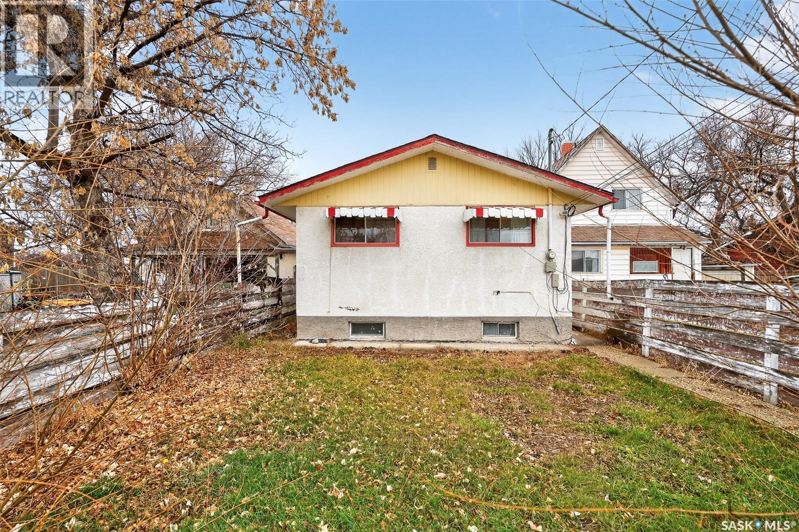 651 Stadacona Street E, Moose Jaw, Saskatchewan  S6H 0K1 - Photo 46 - SK024414