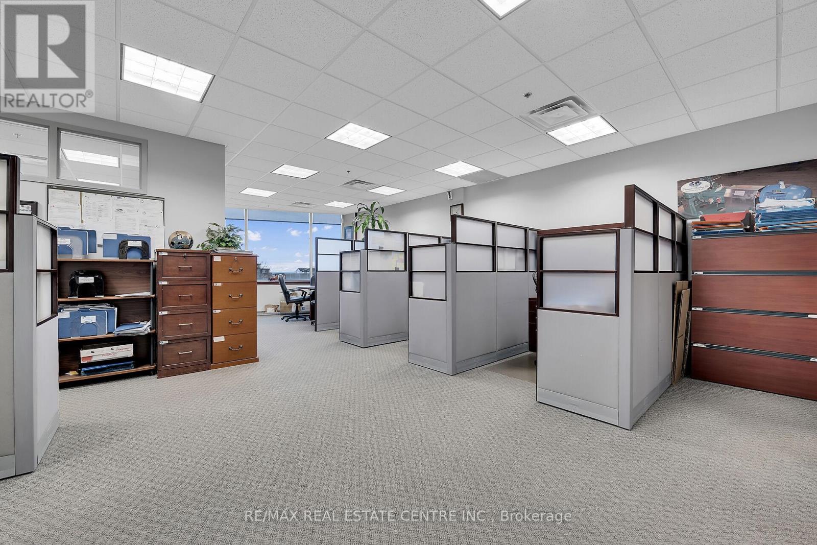 221 - 1100 South Service Road, Hamilton, Ontario  L8E 0C5 - Photo 17 - X12563432