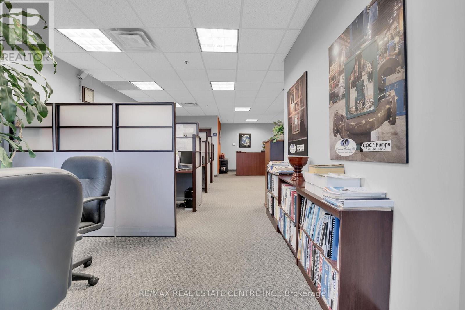 221 - 1100 South Service Road, Hamilton, Ontario  L8E 0C5 - Photo 27 - X12563432