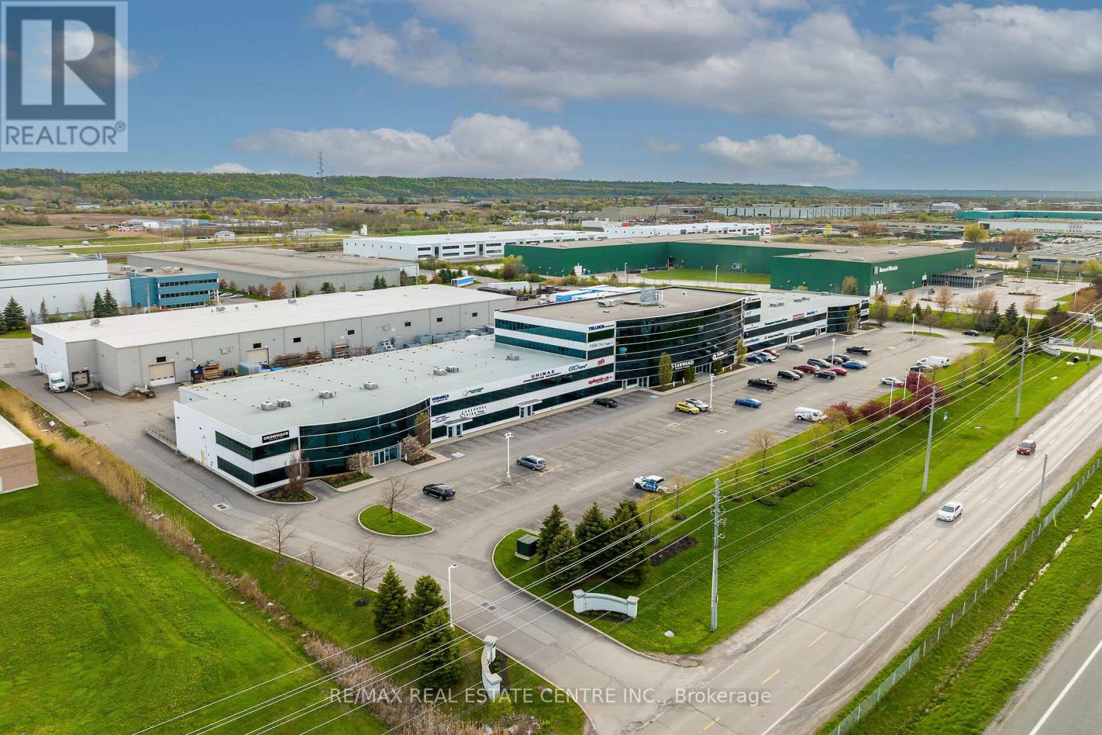 221 - 1100 South Service Road, Hamilton, Ontario  L8E 0C5 - Photo 3 - X12563432