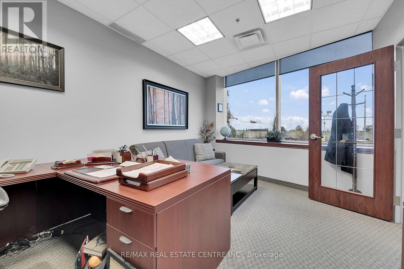 221 - 1100 South Service Road, Hamilton, Ontario  L8E 0C5 - Photo 32 - X12563432