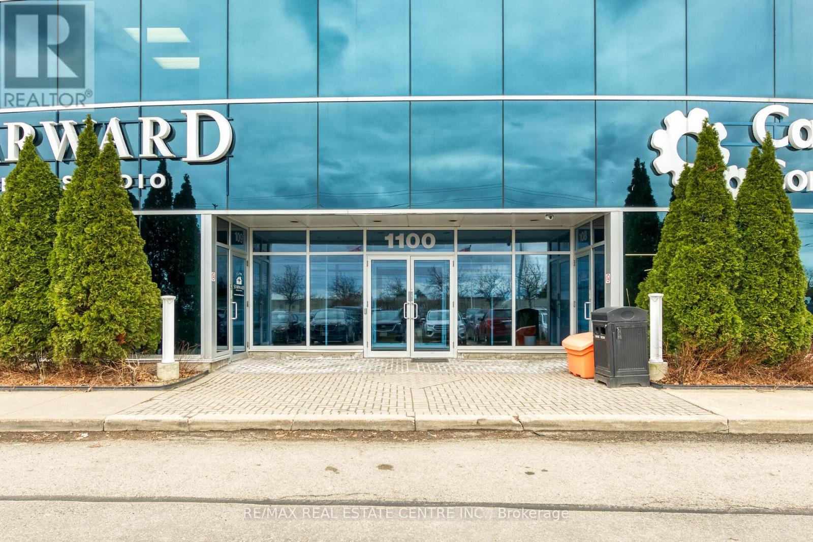 221 - 1100 South Service Road, Hamilton, Ontario  L8E 0C5 - Photo 9 - X12563432