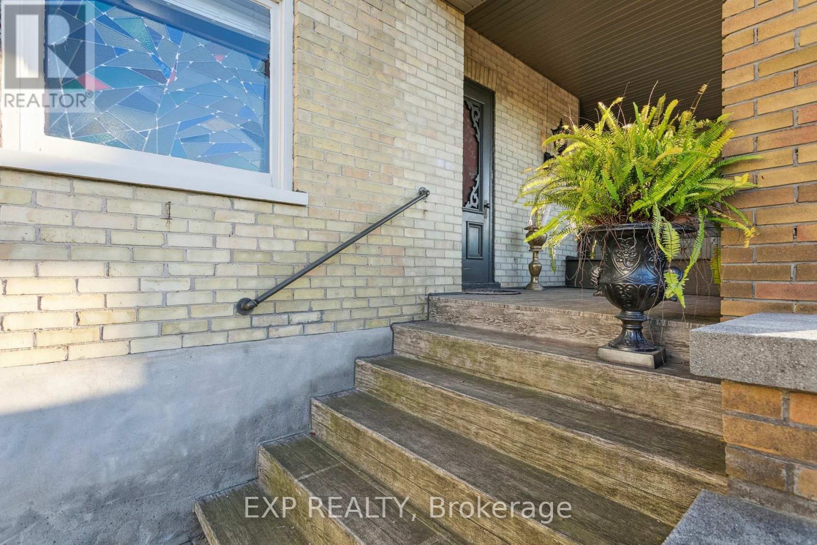 132 Queen Street W, Cambridge, Ontario  N3C 1G3 - Photo 4 - X12563488