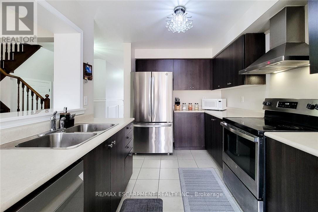 76 Mcallistar Drive, Hamilton, Ontario  L0R 1C0 - Photo 19 - X12563502