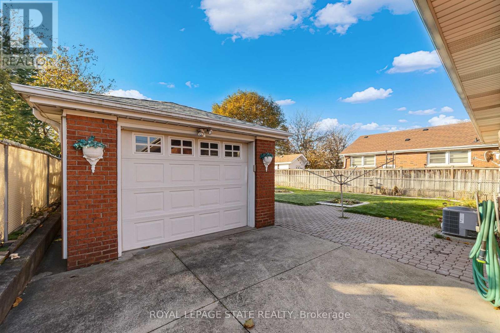 20 Burwell Avenue, Hamilton, Ontario  L8G 3L7 - Photo 27 - X12563534