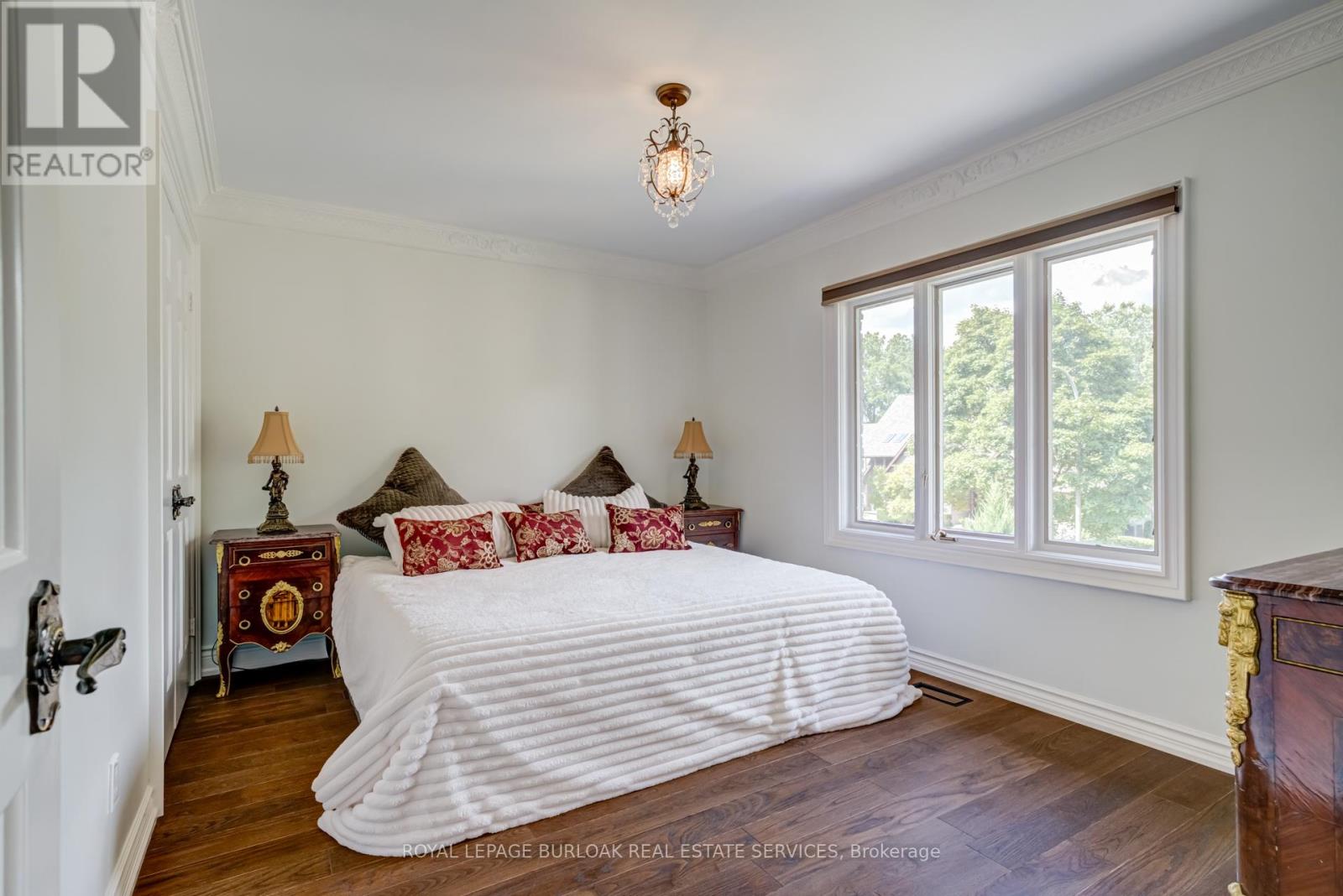 28 Stonegate Drive, Hamilton, Ontario  L9G 3R7 - Photo 32 - X12563546