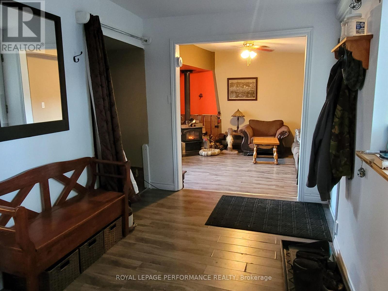 975 Queen Street, Champlain, Ontario  K0B 1K0 - Photo 12 - X12435934