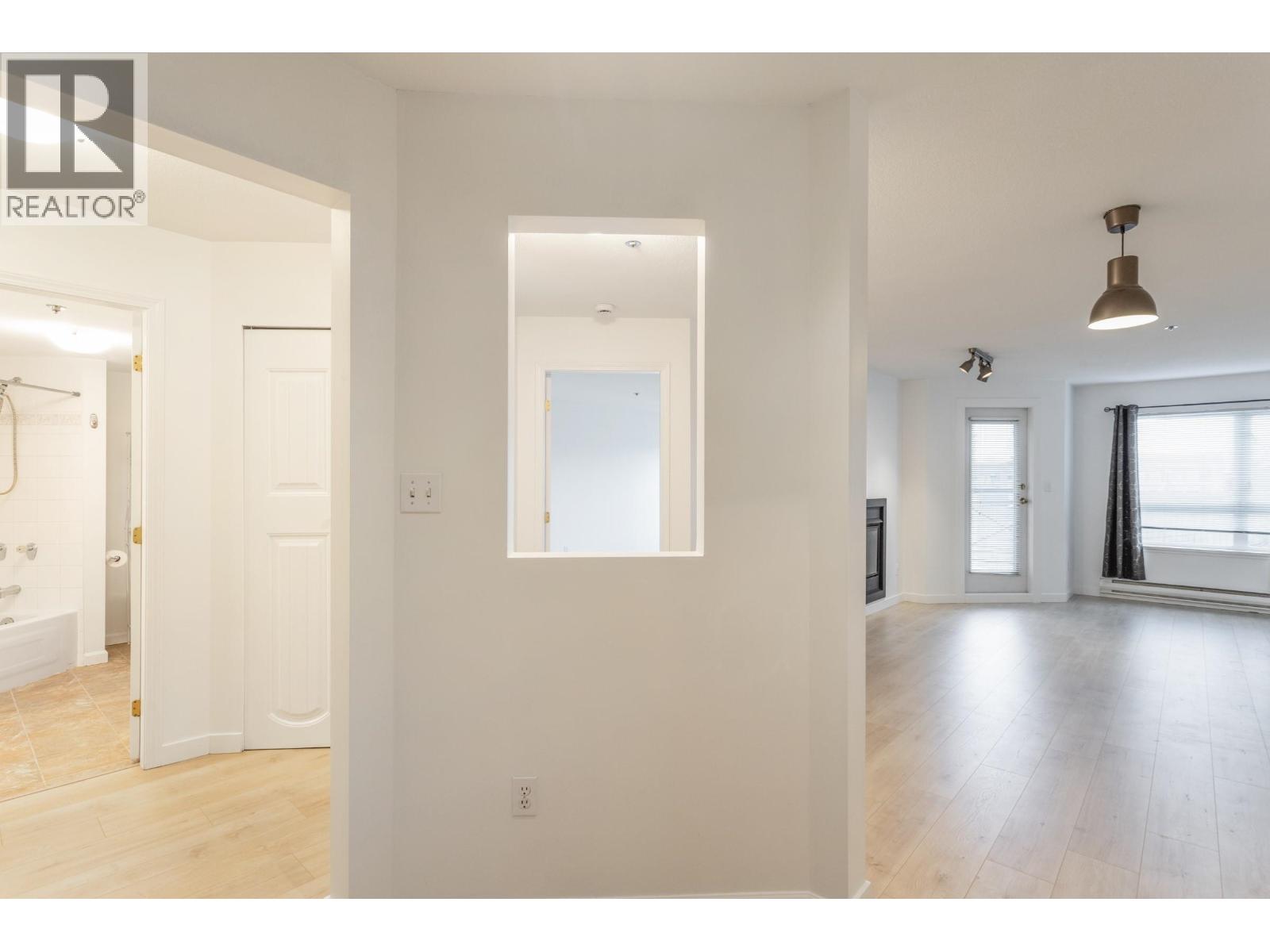 307 2335 Whyte Avenue, Port Coquitlam, British Columbia  V3C 2A3 - Photo 12 - R3069048