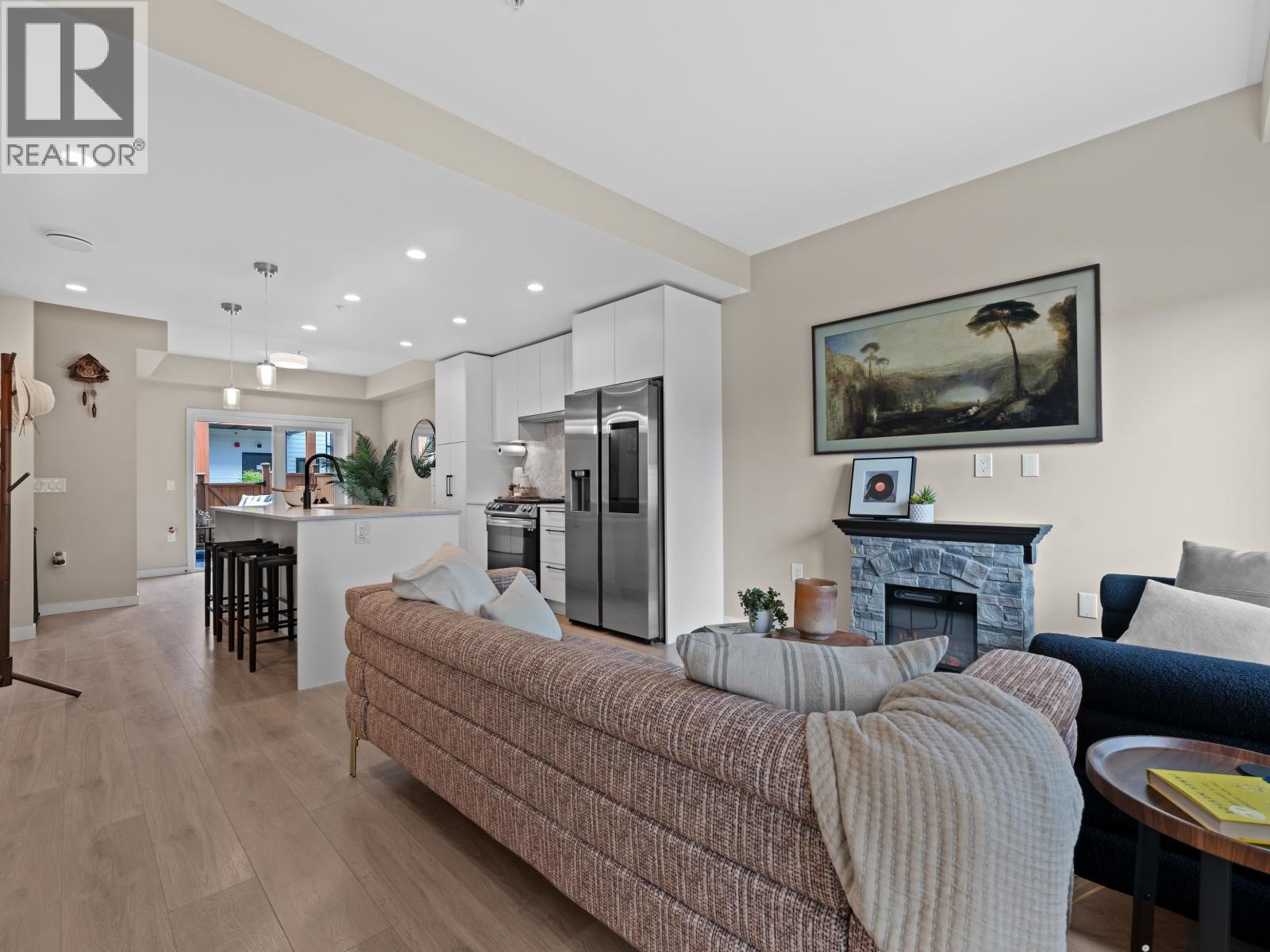 161 565 E 2nd Street, North Vancouver, British Columbia  V7L 1E1 - Photo 6 - R3069051