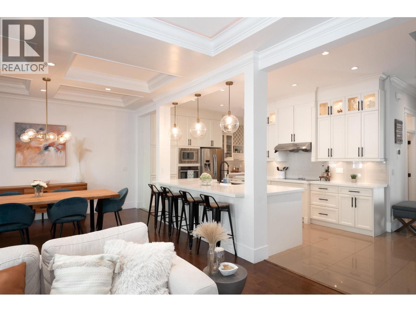 3443 Gislason Avenue, Coquitlam, British Columbia  V3E 0C6 - Photo 10 - R3069036