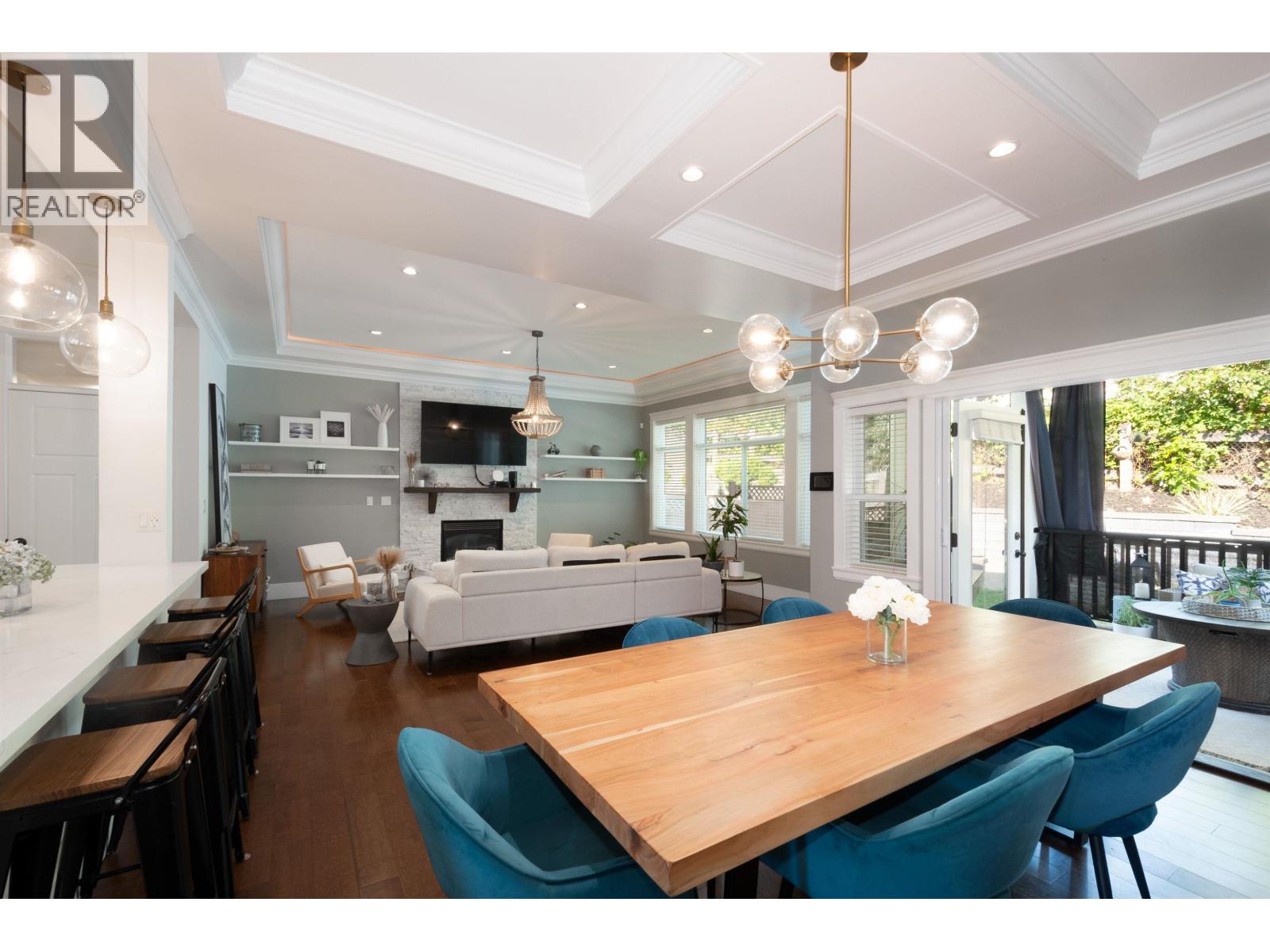 3443 Gislason Avenue, Coquitlam, British Columbia  V3E 0C6 - Photo 5 - R3069036