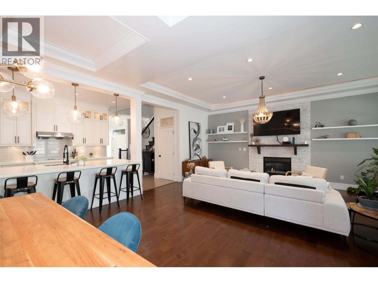 3443 Gislason Avenue, Coquitlam, British Columbia  V3E 0C6 - Photo 9 - R3069036