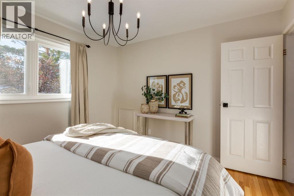 743 Sabrina Road Sw, Calgary, Alberta  T2W 0P4 - Photo 14 - A2271755