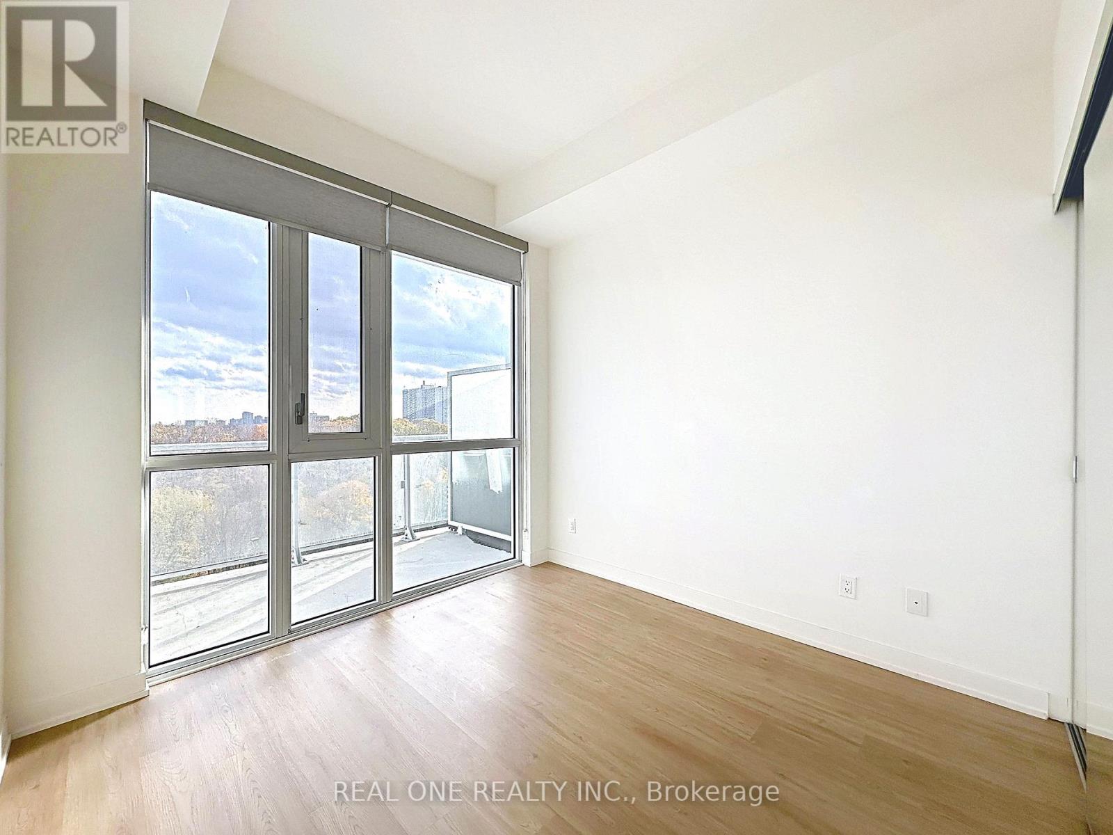 817 - 10 Deerlick Court, Toronto, Ontario  M3A 0A7 - Photo 18 - C12421102