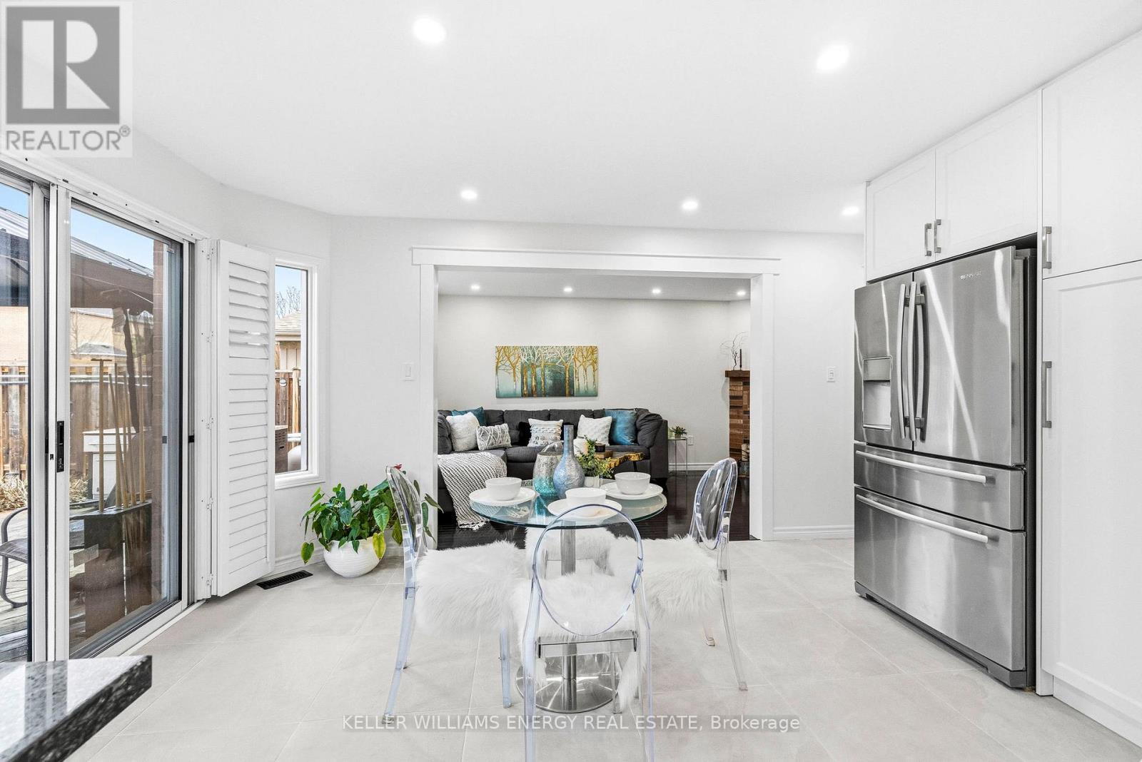 97 Deverell Street, Whitby, Ontario  L1R 1V9 - Photo 11 - E12556192