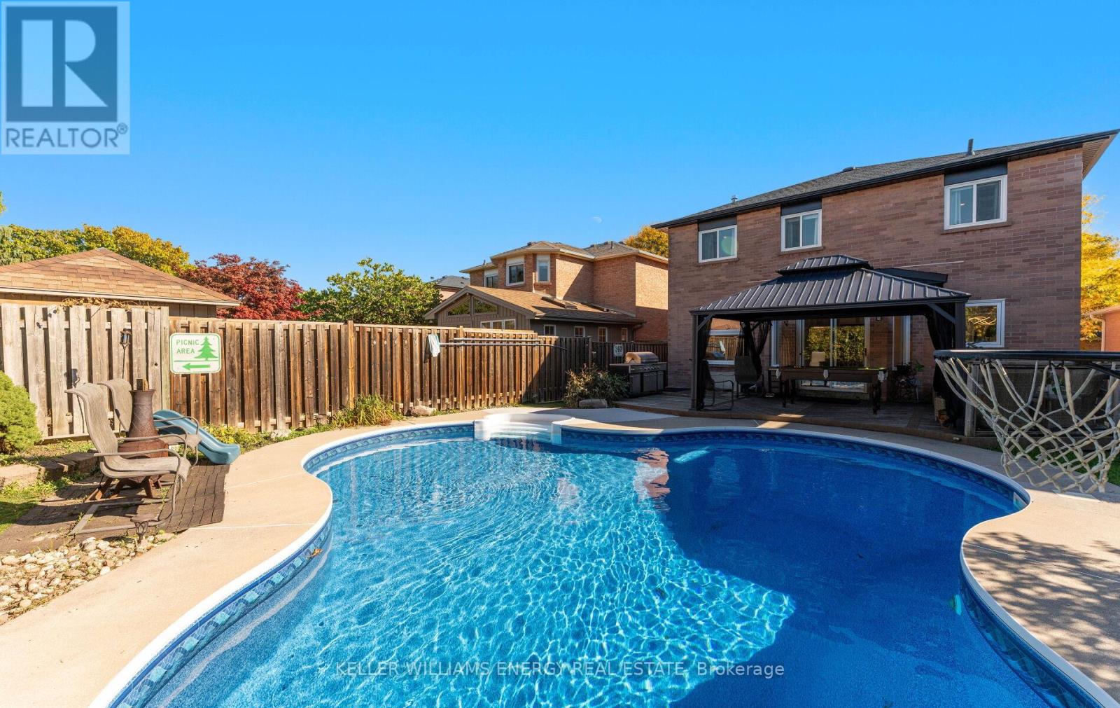 97 Deverell Street, Whitby, Ontario  L1R 1V9 - Photo 44 - E12556192