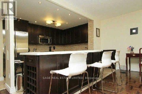 1105 - 71 Charles Street E, Toronto, Ontario  M4Y 2T3 - Photo 5 - C12563602