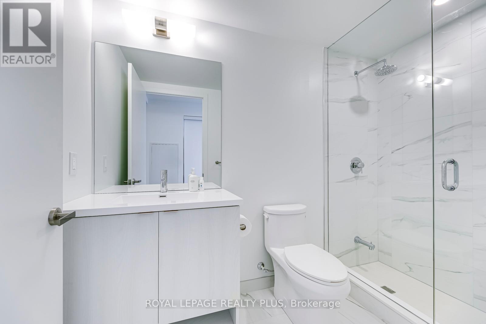 6309 - 138 Downes Street, Toronto, Ontario  M5E 0E4 - Photo 31 - C12563610