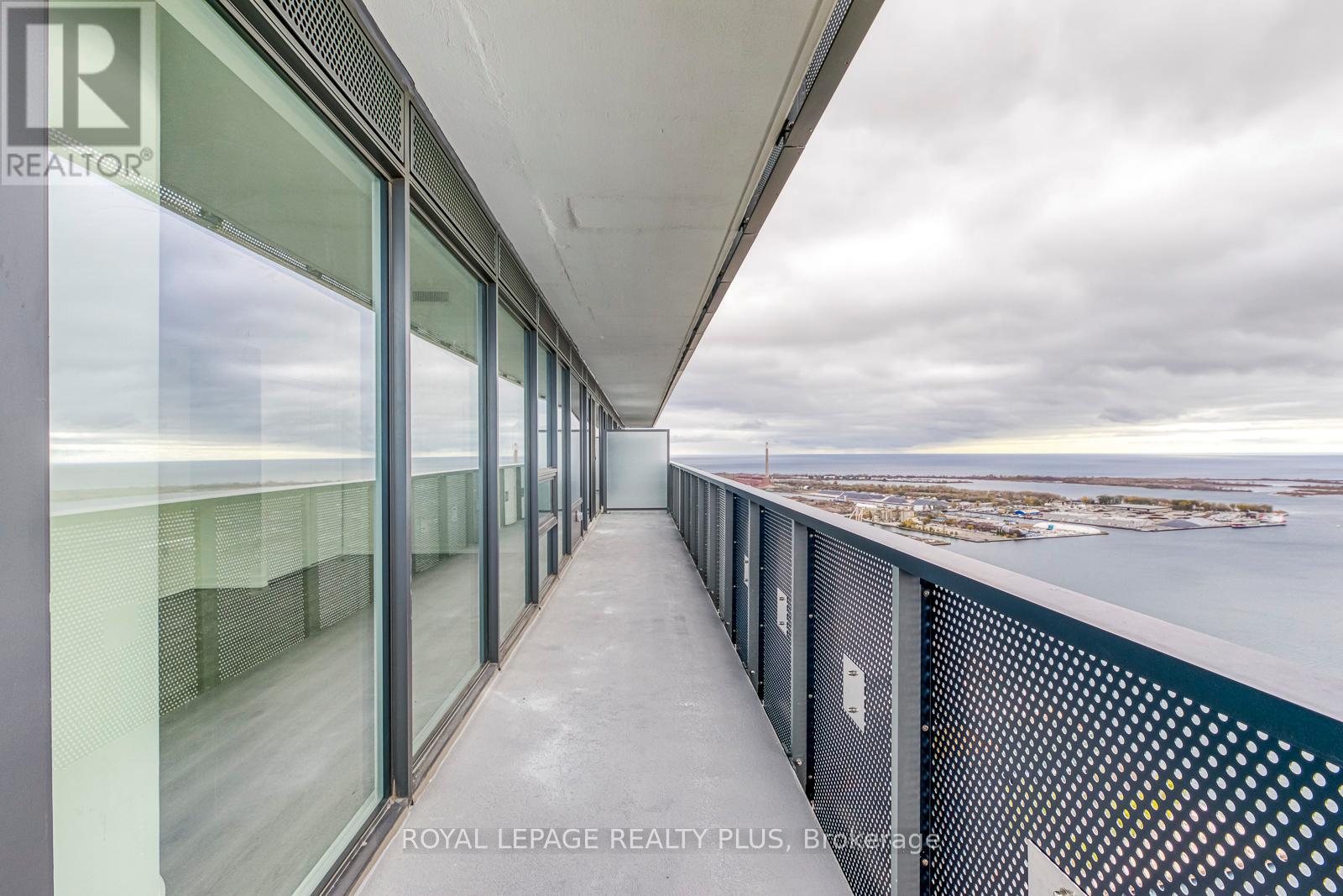 6309 - 138 Downes Street, Toronto, Ontario  M5E 0E4 - Photo 36 - C12563610