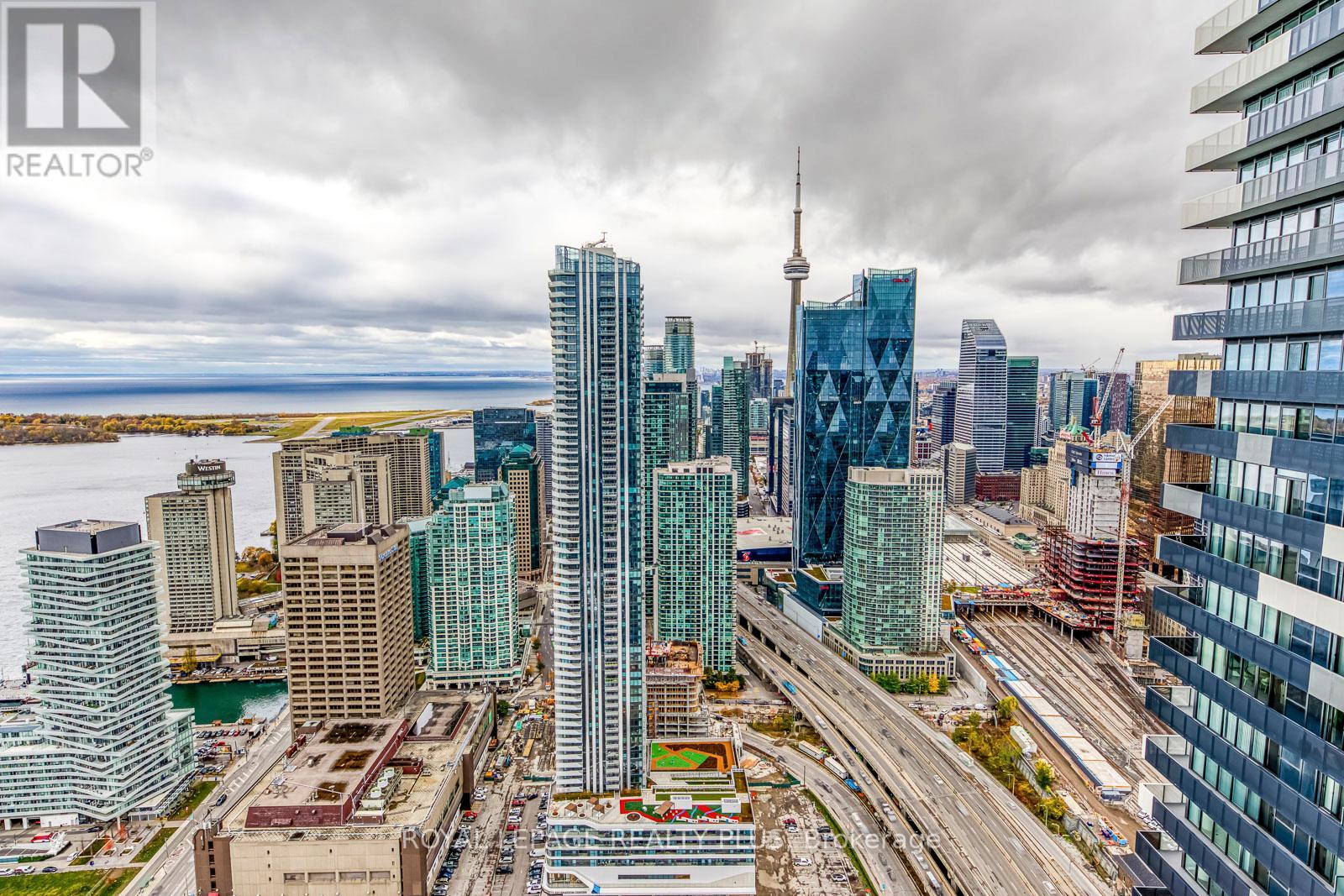 6309 - 138 Downes Street, Toronto, Ontario  M5E 0E4 - Photo 41 - C12563610