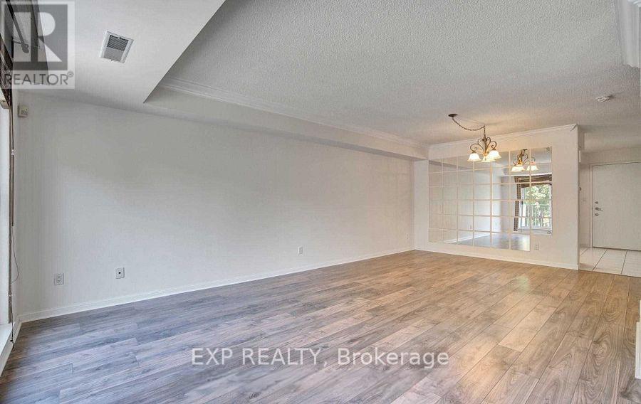 303 Grandview Way, Toronto, Ontario  M2N 6V3 - Photo 2 - C12563636