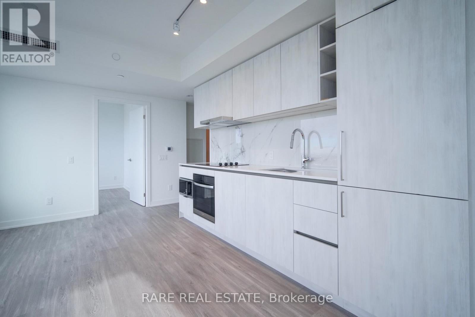 5511 - 8 Wellesley Street W, Toronto, Ontario  M4Y 0J5 - Photo 8 - C12563638