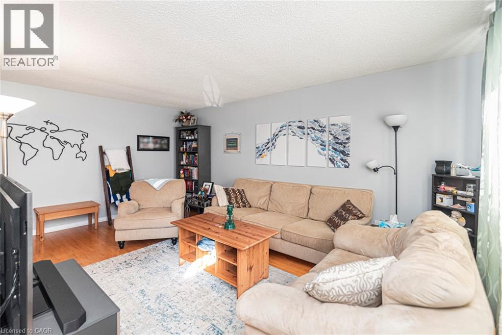 128 Moxley Drive, Hamilton, Ontario  L8T 4R9 - Photo 12 - 40787773