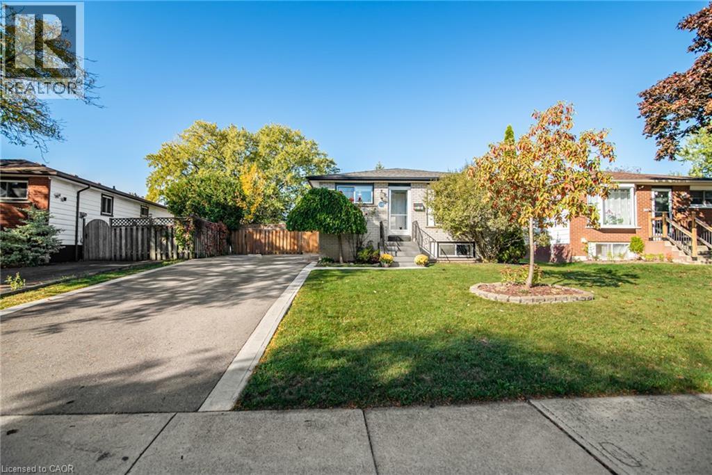 128 Moxley Drive, Hamilton, Ontario  L8T 4R9 - Photo 4 - 40787773