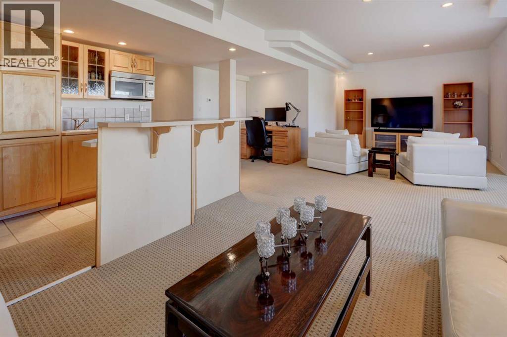 46 Valley Creek Road Nw, Calgary, Alberta  T3B 5V1 - Photo 37 - A2267125