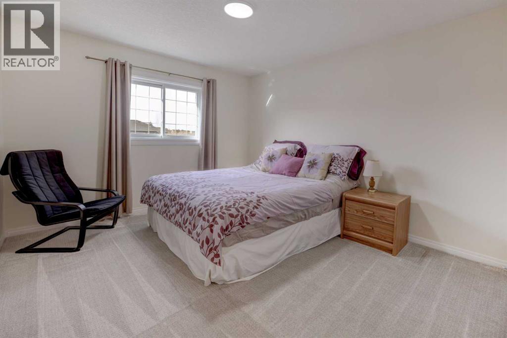 46 Valley Creek Road Nw, Calgary, Alberta  T3B 5V1 - Photo 29 - A2267125