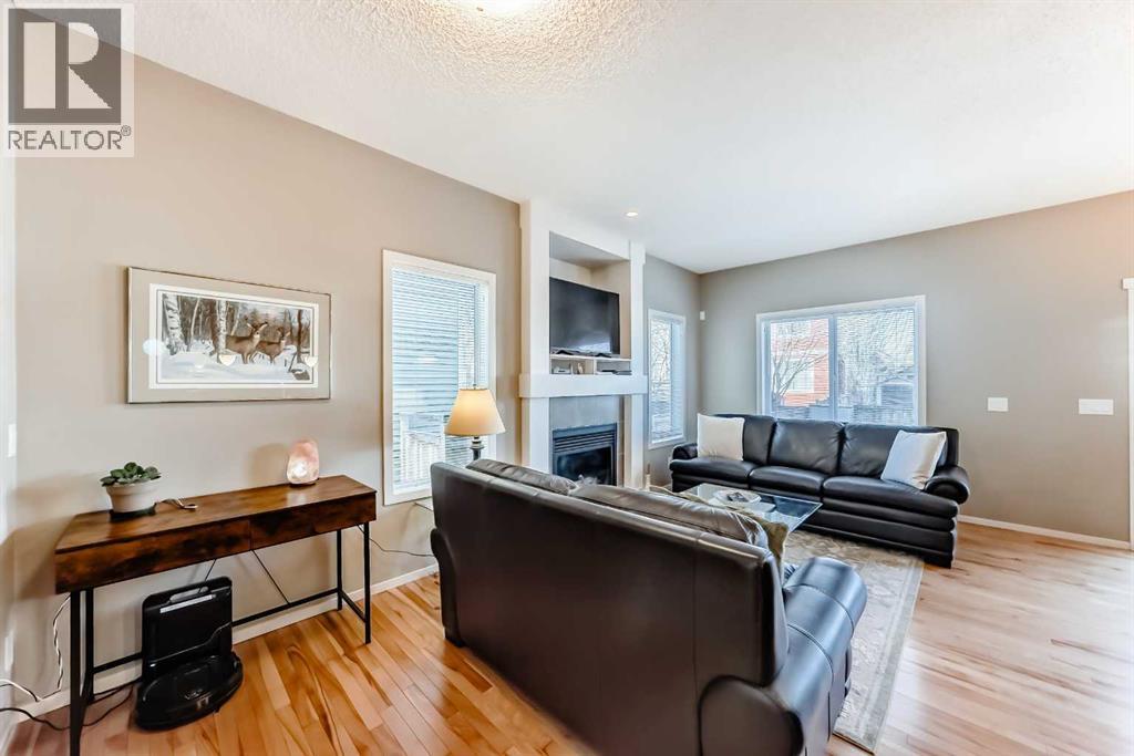 6 River Heights Crescent, Cochrane, Alberta  T4C 0J3 - Photo 12 - A2271139