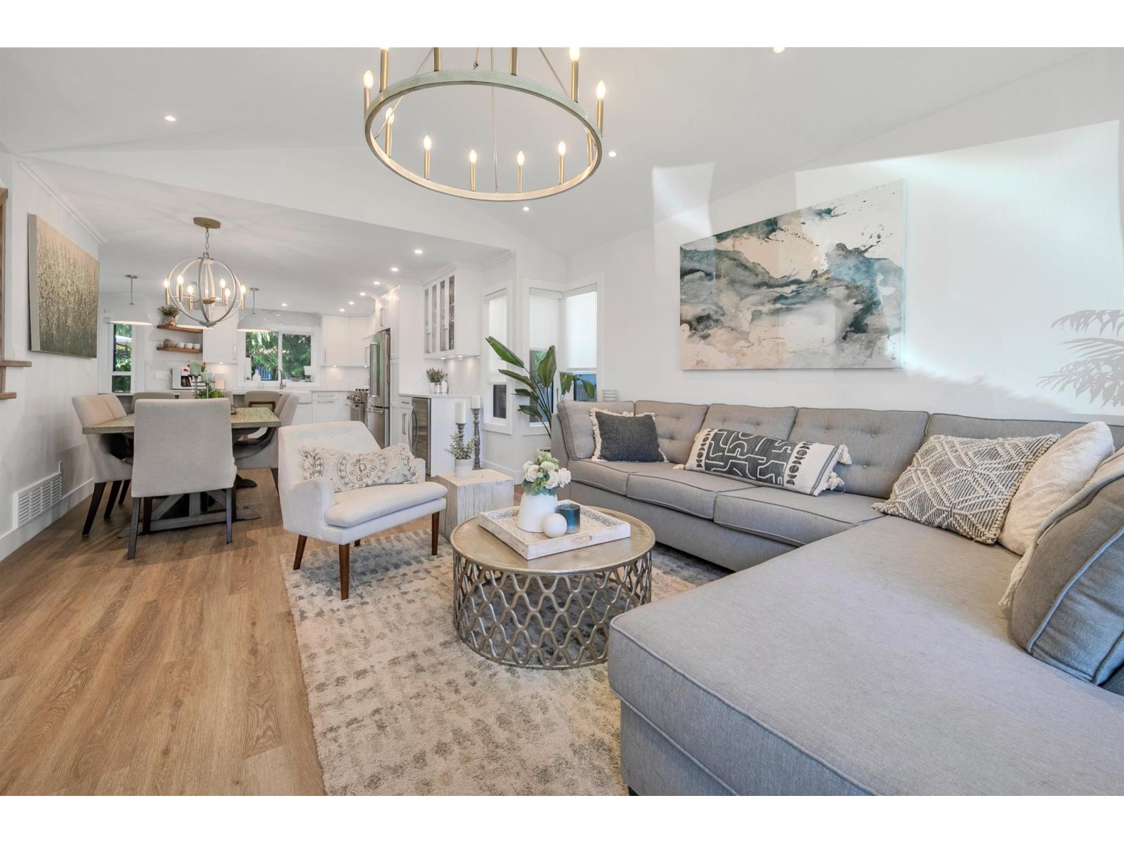 15967 19a Avenue, Surrey, British Columbia  V4A 8G9 - Photo 4 - R3068883