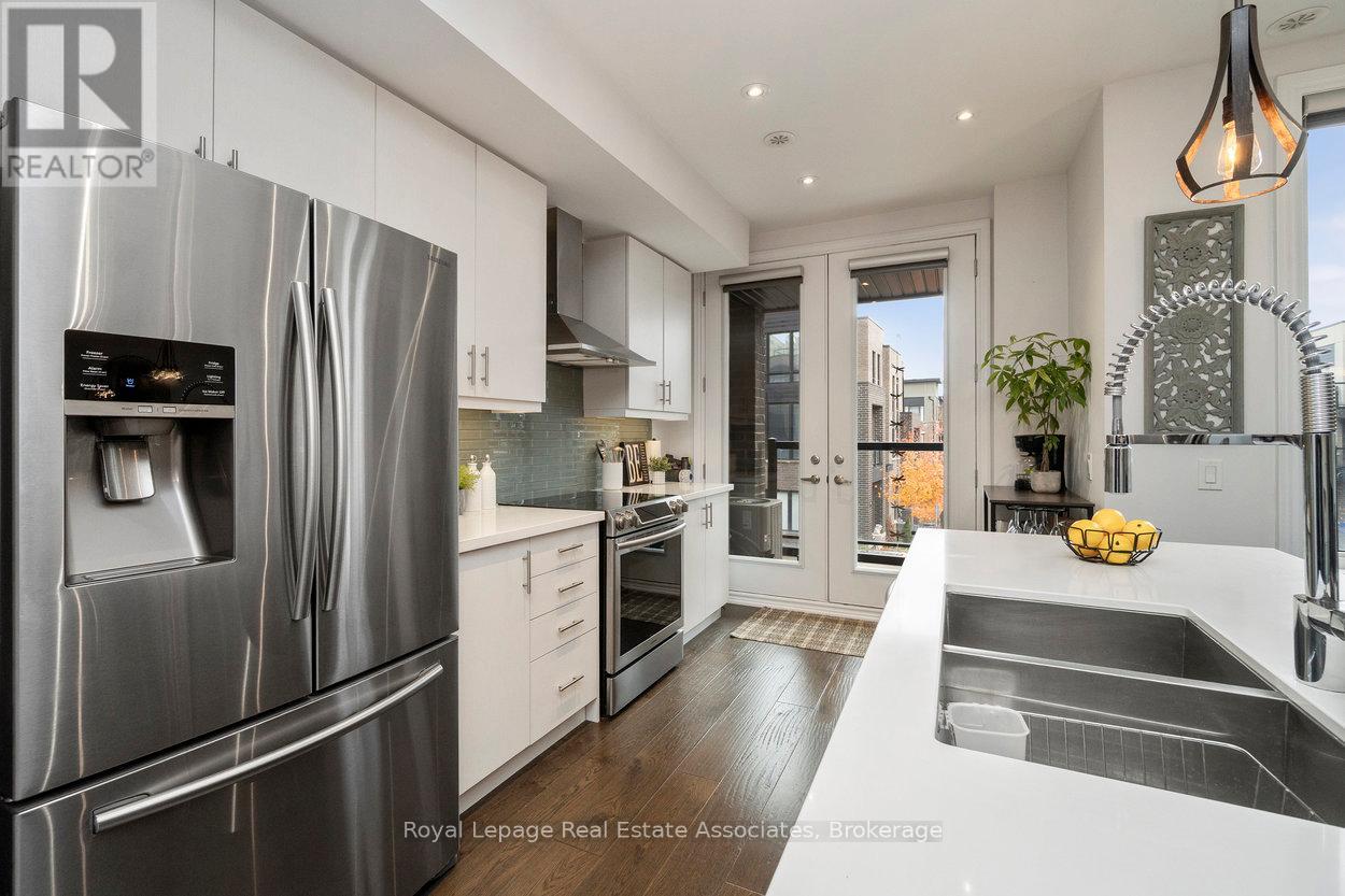 3076 Cascade Common, Oakville, Ontario  L6H 0R7 - Photo 10 - W12545268