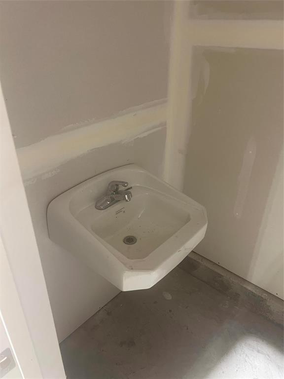 306 145 Rockridge Drive, Blumenort, Manitoba  R0A 0C0 - Photo 4 - 202528838