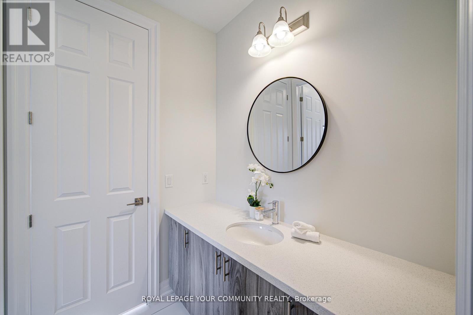 18 Shadyridge Street, King, Ontario  L7B 1B4 - Photo 31 - N12563582