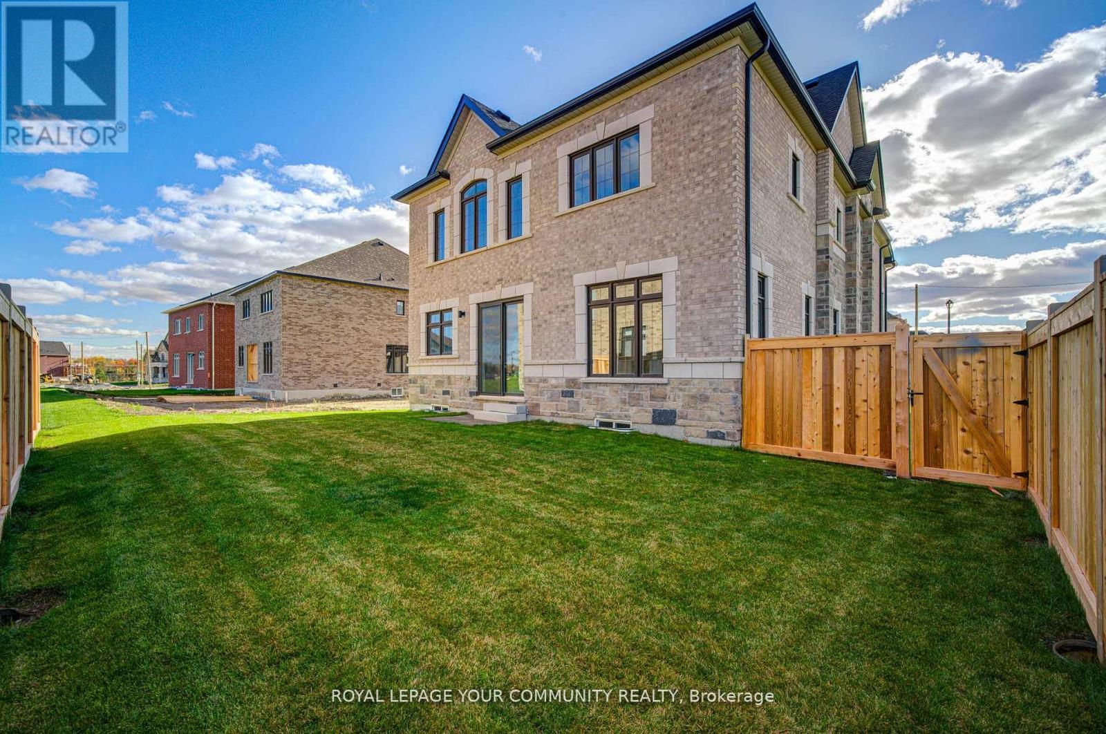 18 Shadyridge Street, King, Ontario  L7B 1B4 - Photo 47 - N12563582