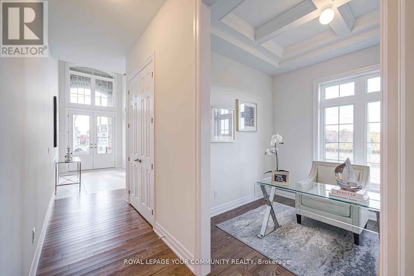 18 Shadyridge Street, King, Ontario  L7B 1B4 - Photo 6 - N12563582