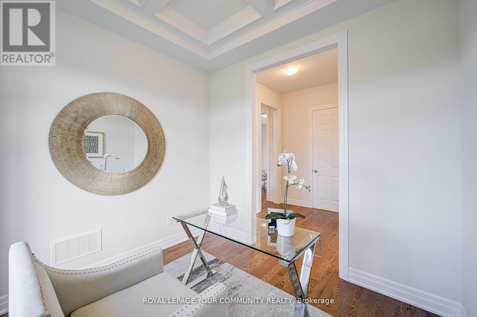 18 Shadyridge Street, King, Ontario  L7B 1B4 - Photo 8 - N12563582