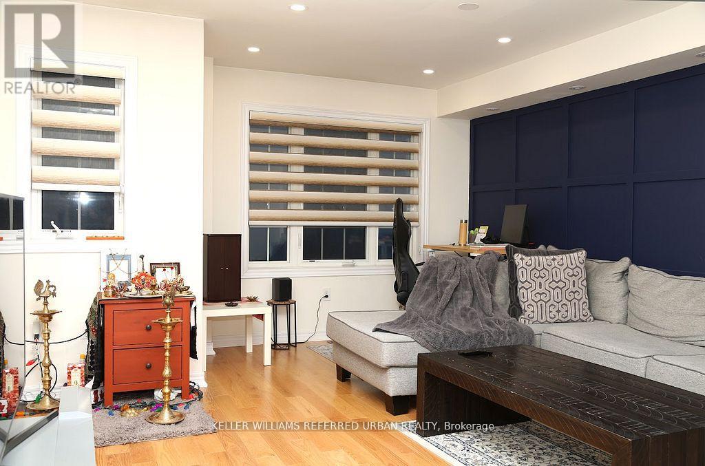 1924 Donald Cousens Parkway, Markham, Ontario  L6B 0V5 - Photo 6 - N12563618