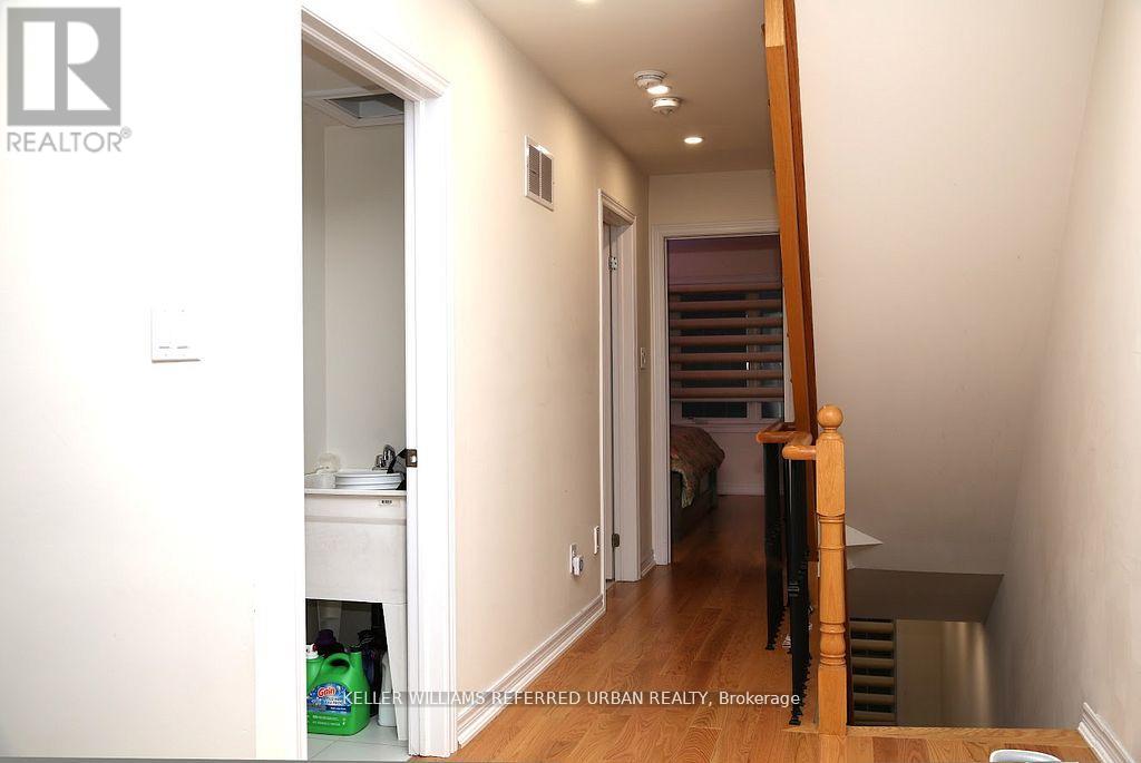 1924 Donald Cousens Parkway, Markham, Ontario  L6B 0V5 - Photo 8 - N12563618