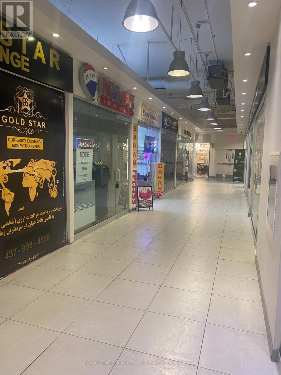 181 - 7181 Yonge Street, Markham, Ontario  L3T 0C7 - Photo 2 - N12563620