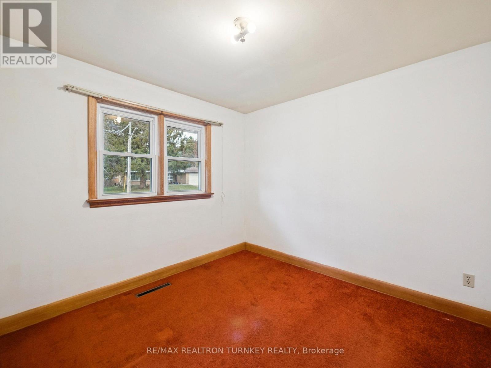 736 Grace Street, Newmarket, Ontario  L3Y 2L3 - Photo 28 - N12563662