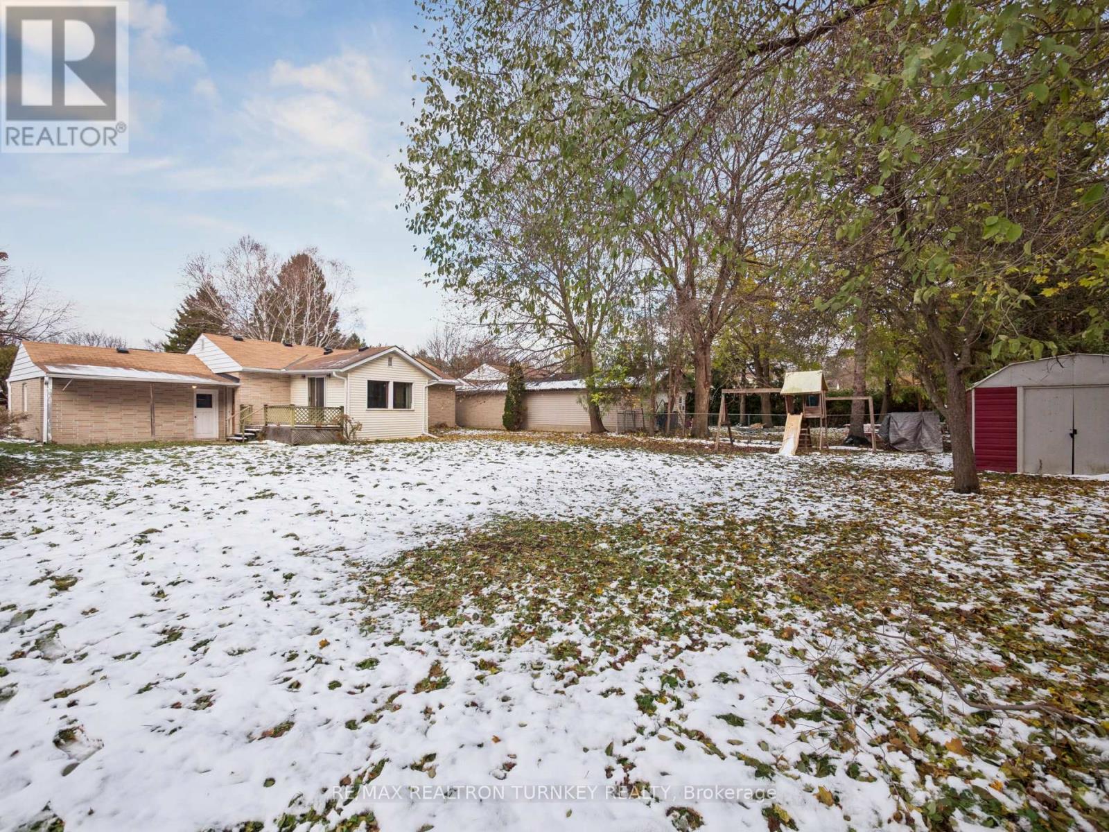 736 Grace Street, Newmarket, Ontario  L3Y 2L3 - Photo 40 - N12563662