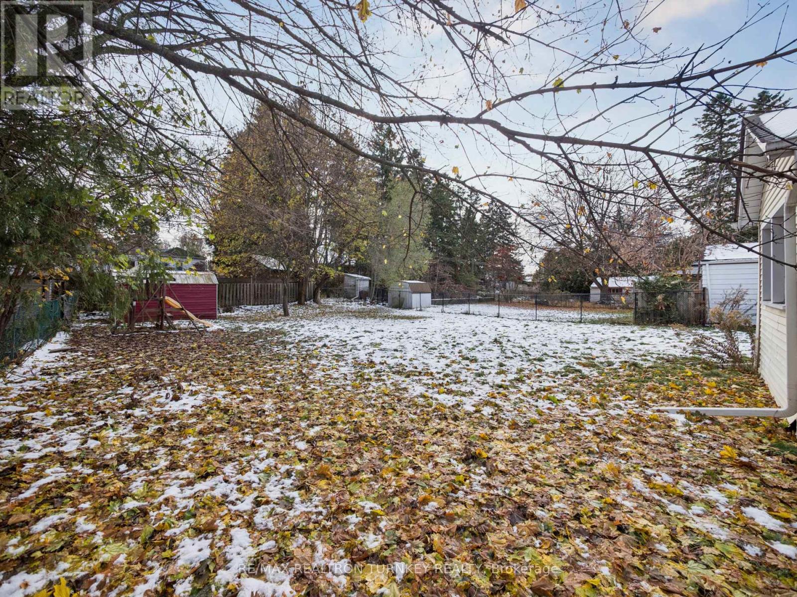 736 Grace Street, Newmarket, Ontario  L3Y 2L3 - Photo 44 - N12563662