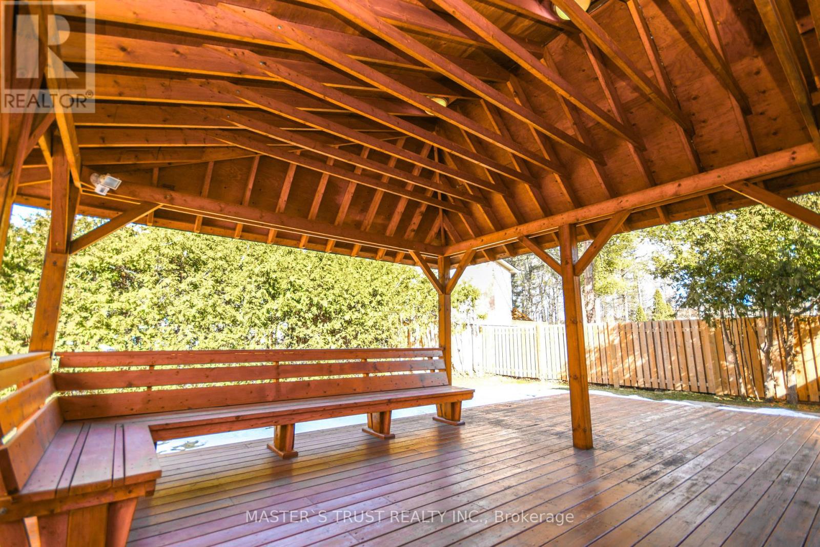 Back Unit - 197 Browning Trail, Barrie (Letitia Heights), Ontario  L4N 5H6 - Photo 7 - S12563640