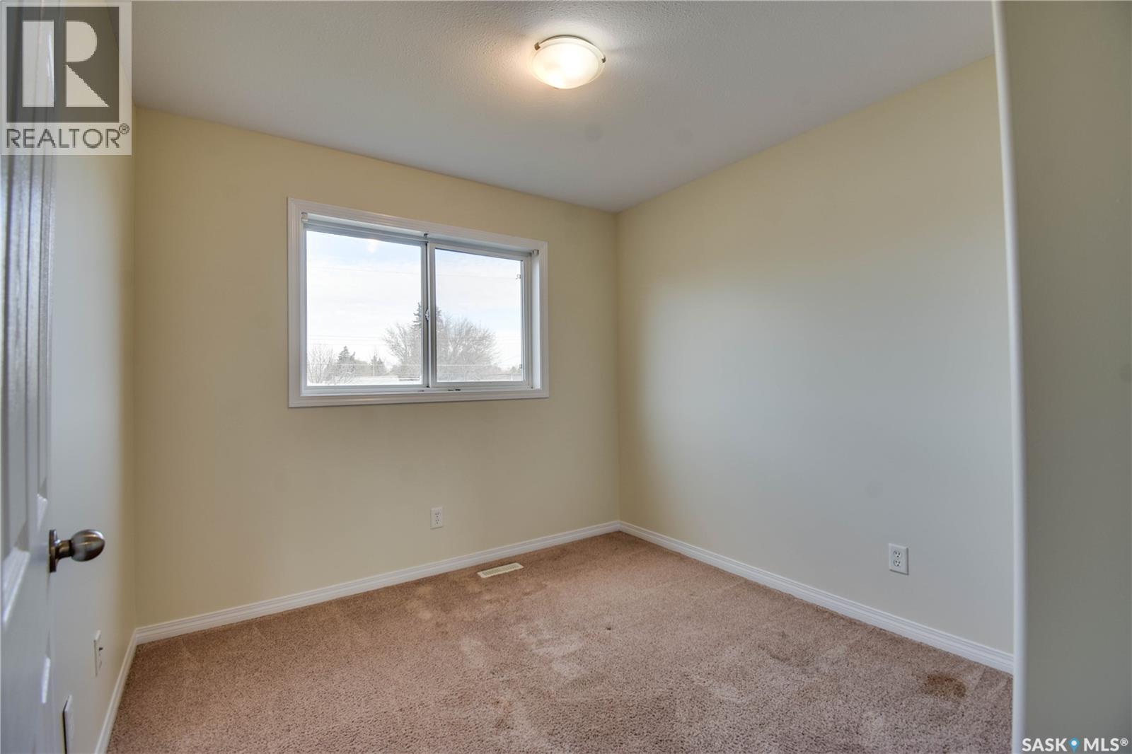 120 115th Street W, Saskatoon, Saskatchewan  S7N 1W3 - Photo 9 - SK024434