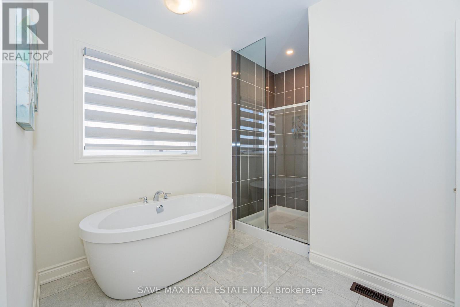 1462 Wheatcroft Drive, Oshawa, Ontario  L1L 0W5 - Photo 30 - E12558732