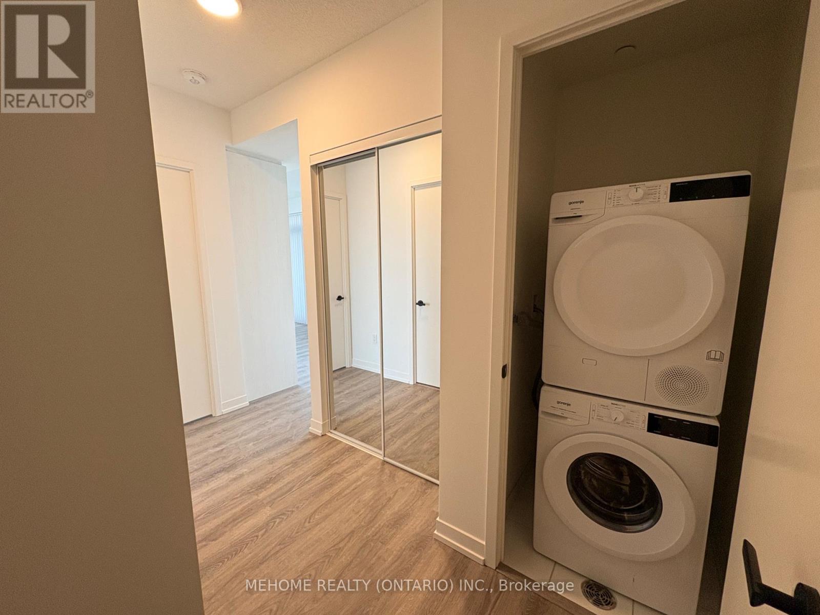 1902 - 8 Interchange Way, Vaughan, Ontario  L4K 0P8 - Photo 12 - N12558958